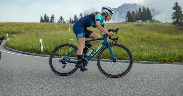 CUBE racefiets helmen