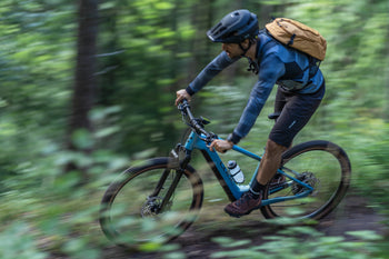 CUBE full suspension mtb op de trail
