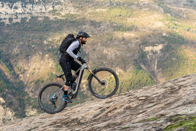 CUBE elektrische mountainbike in actie