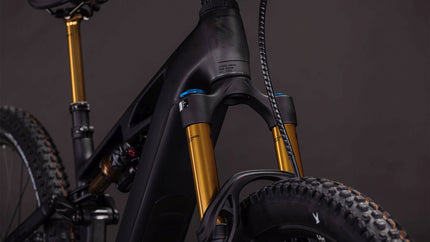 CUBE STEREO HYBRID ONE44 HPC AT 800 CARBON/GOLD