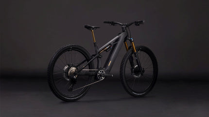 CUBE STEREO HYBRID ONE44 HPC AT 800 CARBON/GOLD