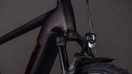 CUBE KATHMANDU HYBRID COMFORT SLX 800 SOLARECLIPSE/GOLD