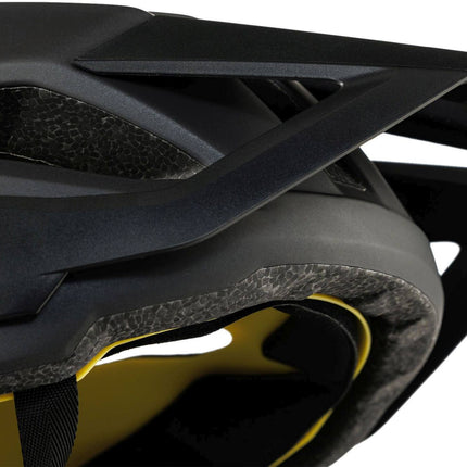 Cube Helmet Stray Black