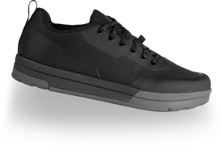 CUBE SHOES STRIX BLACK