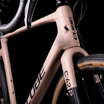 CUBE Nuroad Ws C:62 Pro Blush/Black 2022