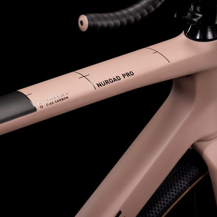 CUBE Nuroad Ws C:62 Pro Blush/Black 2022
