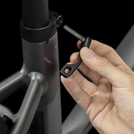 CUBE NURIDE HYBRID PERFORMANCE 625 ALLROAD GRAPHITE/BLACK