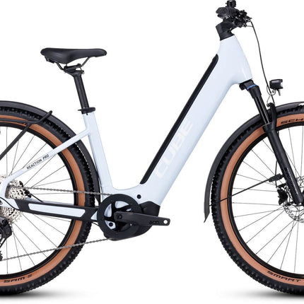 CUBE REACTION HYBRID PRO 625 ALLROAD FLASHWHITE/BLACK