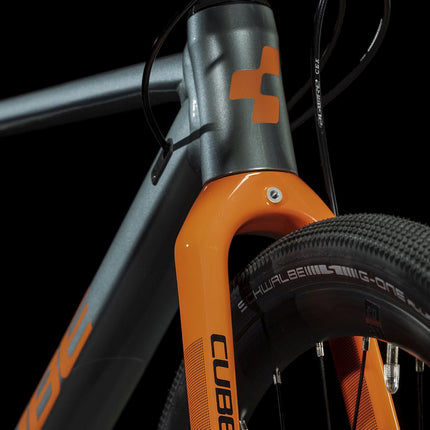CUBE NUROAD ROOKIE SMOKEYFIR/ORANGE