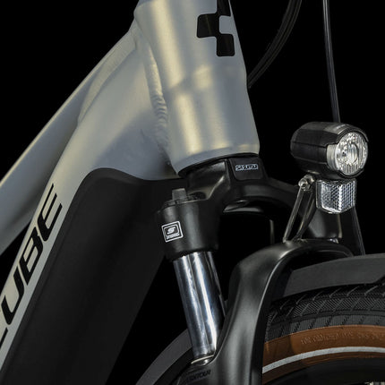 CUBE TOURING HYBRID PRO 625 PEARLYSILVER