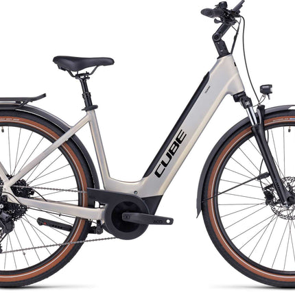 CUBE TOURING HYBRID PRO 625 PEARLYSILVER