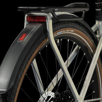 CUBE TOURING HYBRID PRO 625 PEARLYSILVER