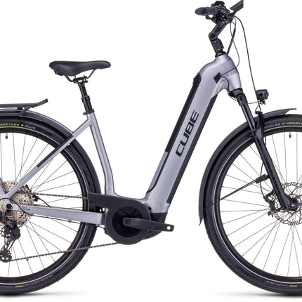 CUBE KATHMANDU HYBRID SLX 750 POLARSILVER/BLK