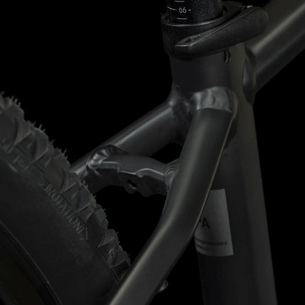 CUBE REACTION HYBRID PERF 625 BLACK/GREY