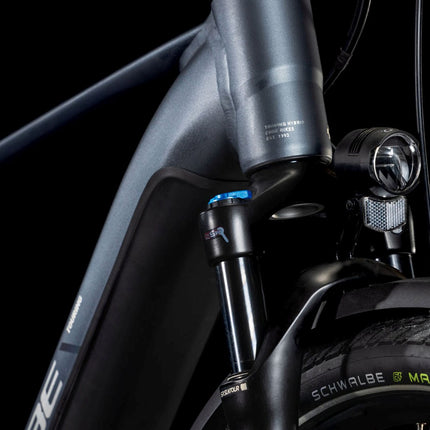 CUBE TOURING HYBRID PRO 625 METALLICGREY/CHROME