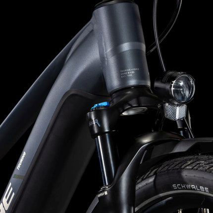 CUBE TOURING HYBRID PRO 625 METALLICGREY/CHROME