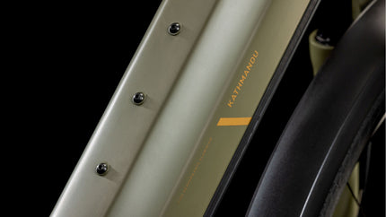 CUBE KATHMANDU HYBRID PRO 800 DUSTYOLIVE/GOLD