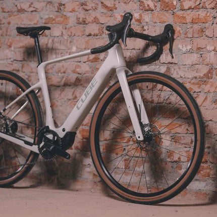 CUBE NUROAD HYBRID C:62 RACE 400X 29 DESERTSTONE/GREEN