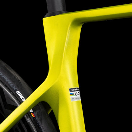 CUBE AGREE C:62 RACE FLASHLIME/BLACK