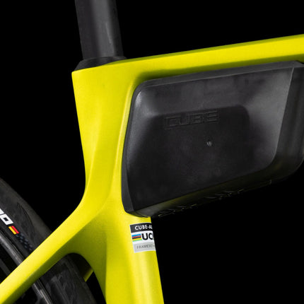 CUBE AGREE C:62 RACE FLASHLIME/BLACK