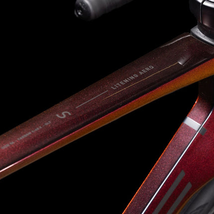 CUBE LITENING AERO C:68X SLT SOLARECLIPSE/CARBON