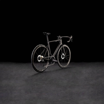 CUBE LITENING AIR C:68X RACE BLACKLINE