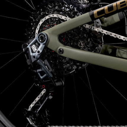 CUBE AMS ONE11 C:68X TM 29 DUSTOLIVE/GOLD