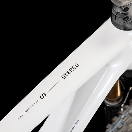 CUBE STEREO ONE22 C:62 SLT 29 METALLICWHITE/BLACK