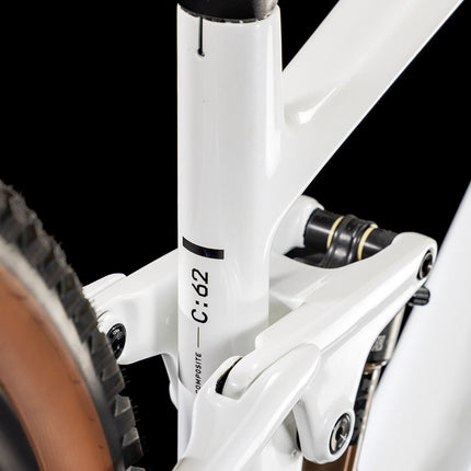 CUBE STEREO ONE22 C:62 SLT 29 METALLICWHITE/BLACK