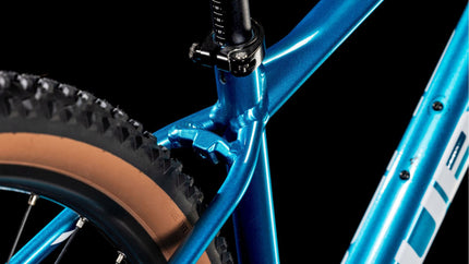 CUBE ATTENTION PRO METALLICTEAL/WHITE