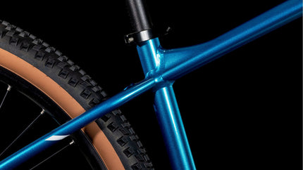 CUBE ATTENTION PRO METALLICTEAL/WHITE